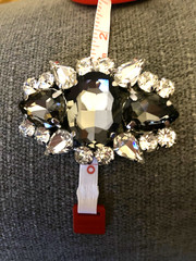 Vintage Smoky Gray Crystal Clear Rhinestone Brooch to Wear with Scarfs ￼