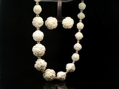 Vintage Carved Rose Bead Necklace & Earrings Set – Ivory Floral Jewelry
