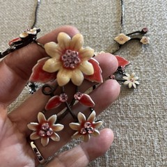 New necklace ceramic Jewelry, with rhinestones vintage style modern NWT
