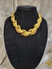 15 Piece Jewelry Vintage Signed Monet Lot 5 Neck 1 Bracelet 3 Brooch 6 Pair Ear