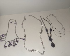 Costume Jewelry Lot 4 Necklaces, 1 Pair Matching Earrings