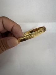 Vintage Signed Monet Gold Band Bracelet Great Condition 7 Inches