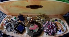 Vintage Mixed Signed Costume Jewelry Hat Box & Travel Cases Included 🔥BSK
