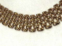NAPIER PANTHER WATCHBAND COLLAR FLAT GOLD 16″ CHUNKY .75″ WIDE 1980S Necklace EU