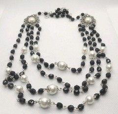 WHITE AND BLACK HOUSE MARKET Black And Silver Beads Necklace 20in