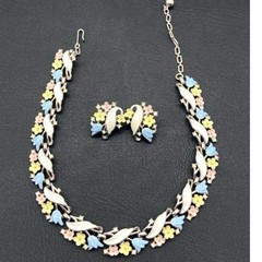 Vintage Trifari Garden Party Enamel Flowers choker bib necklace Clip On Earrings