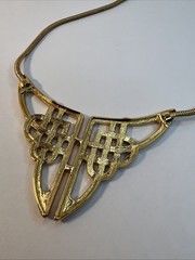 VTG Monet NWT 15” Celtic Knot Bib Statement Necklace Gold Tone MCM NOS