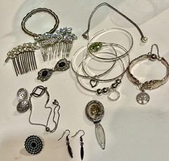 Romantic Victorian Style Silvertone & 925 Jewelry Lot (15)