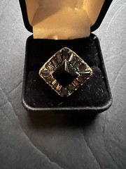 Vtg RETRO Mid-Century Brass Gold Tone Black Glass Rhinestone Ring Sz 10 Womens