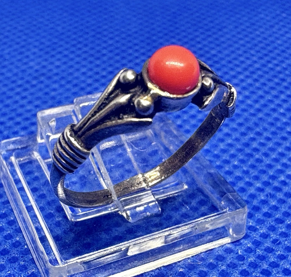 A24 Antique Filigree 925 Silver Ring size 5.25 Red Coral 1920s Italy