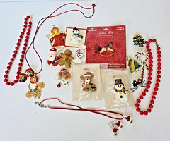 Lot of 22 Mixed Vintage Christmas Costume Jewelry 1990’s to Early 2000’s
