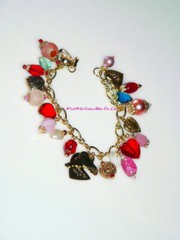Sweet Vintage Love Hearts Bracelet Glass Metal Plastic SWEET HEART BRACELET