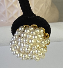 Vintage 1950-1970 Marvella 1” Faux Seed Pearl Knot Gold Marked Clip On Earrings