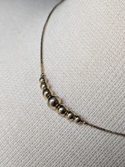 Vintage 7 Graduated Station Ball BEAD Gold Tone Necklace 16″ Chain AS IS