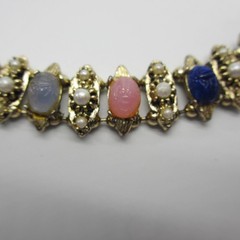 Vintage Egyptian Revival Bracelet Scarab Simulated Pearl CLASP METAL WEAR