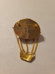 Vintage Patriotic Lapel Pin Brooch Hot Air Balloon USA Flag Rare Opens