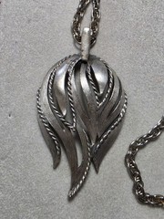 Vintage Silver Tone Pendant On 24″ Chain Unusual Design, Tulip, Flames, Leaves?