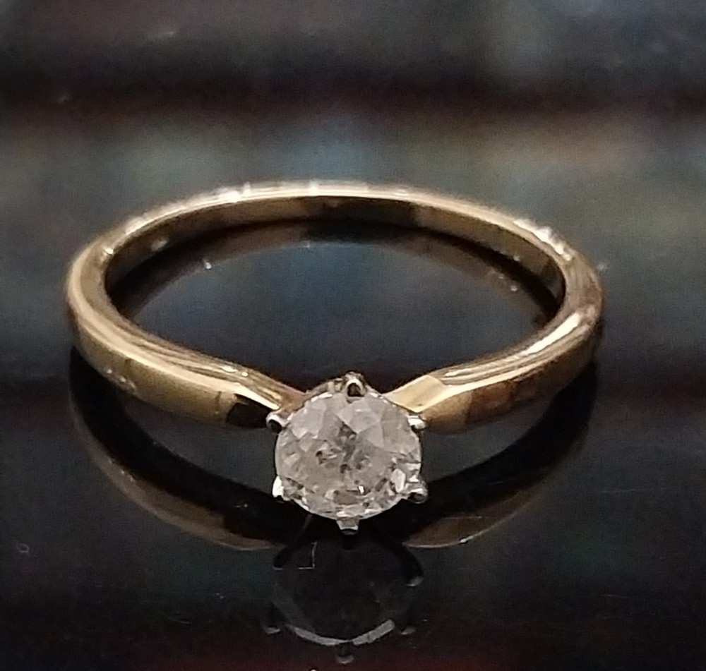 Elegant Vintage 14k Yellow Gold 0.33ct Old European Cut Diamond Solitaire Ring