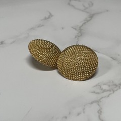 Vtg Trifari Signed Gold Plated Button Stud Earrings Round Basketweave Dome 80s
