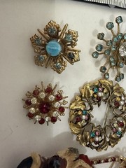 6 Vintage Christmas Holiday Winter Themed Brooches/pins Unsigned