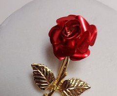 Vintage – Rose Brooch / Pin – Gold Tone Christmas Gift for Mom or Grandma