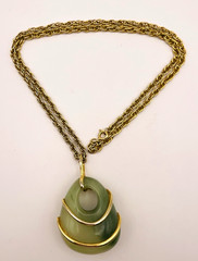 Vintage Faux Jade Gold Tone Pendant Chain Necklace