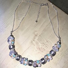 Vintage M&S Marks Spencer Lavender Glass Crystal Bead Cluster Necklace 17″-20″