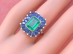 ESTATE ART DECO 2.30 ct EMERALD 4 ctw SAPPHIRE DIAMOND PLATINUM COCKTAIL RING
