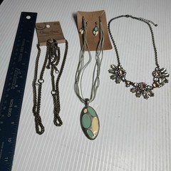 3pcs VTG Costume Jewelry Necklaces Lot #4 1970’s & 1980’s