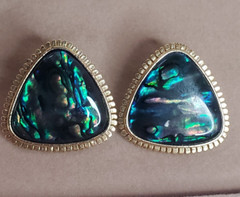 Abalone Style Goldtone Triangle Pierced Stud Earrings 1.25in Vintage 1980s