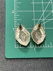 Vintage 1.2” Yellow Lucite Gold Tone Metal Earrings