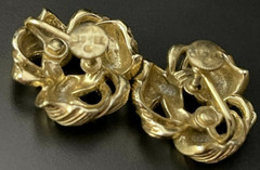 Vintage Lisner Gold tone Earrings Screw Backs Signed