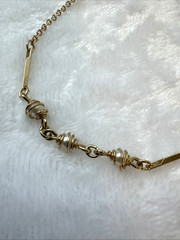 STUNNING!! unique wire VTG pearl Necklace Fairy Abstract Modernist Gold coquette