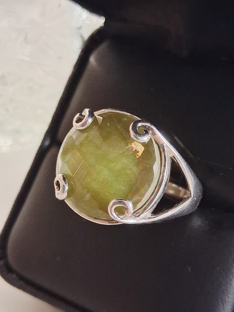 Vintage Designer Faceted Prehnite Cocktail Statement Ring Size 9 Sterling Silver