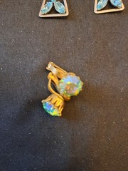 Vintage Lot. 14 Pairs CLIP-ON/Screw Back Blue/Green/Gold Tone Earrings Lot J6