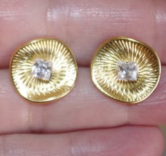 VINTAGE GORGEOUS DIAMOND CUT GOLD FILLED JACKETS FOR EARRINGS USE W ANY STUDS