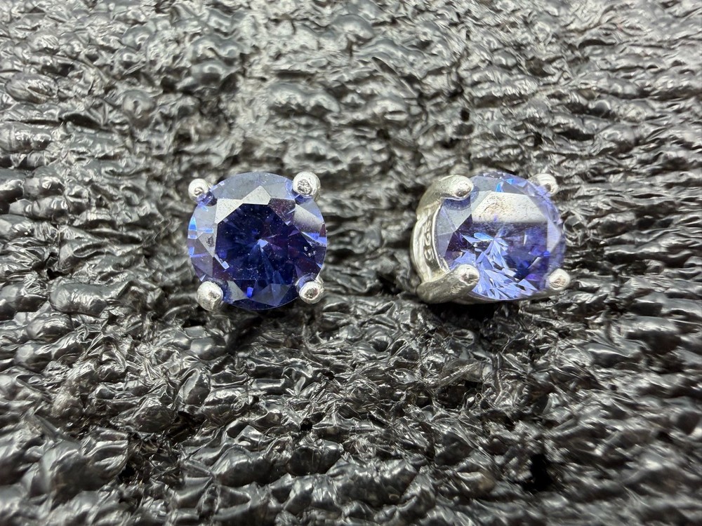 1.46g Vintage Sterling Silver 925 Earrings Round Faceted Sparkling Studs M
