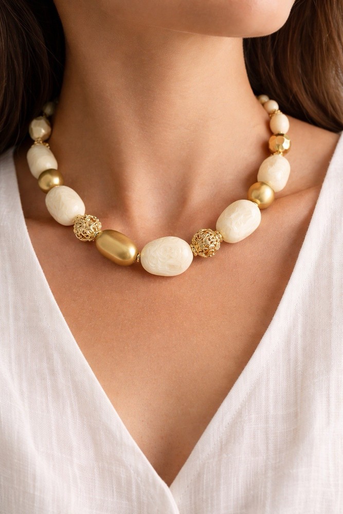 VTG Chunky Cream Swirl Bead Necklace Gold Tone Statement 80s 90s Neutral Chic
