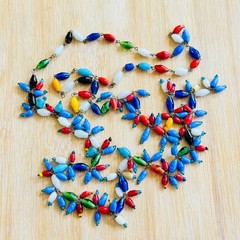 Flapper Art deco Glass Necklace VTG Colorful Antique Brass Wired Cluster 32″