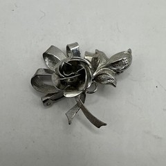 Sterling Silver JJJ Rose Flower Ribbon Brooch Pin Pendant (3.12g)
