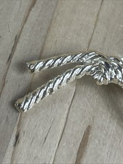 Knotted Rope Brooch Pin 2.5” Soft Gold Tone Textured