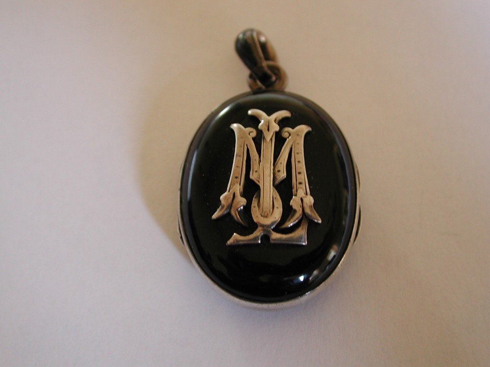 ANTIQUE VICTORIAN SILVER MONOGRAM M MOURNING LOCKET PENDANT PHOTO CHARM