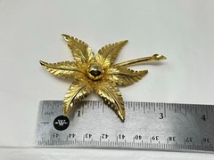 Vintage Goldtone Large 3-1/8″ FLOWER Brooch Pin