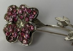 CORO Pink Rhinestone Flower Pin Silver Tone Nature Garden Trees Floral Read Desc