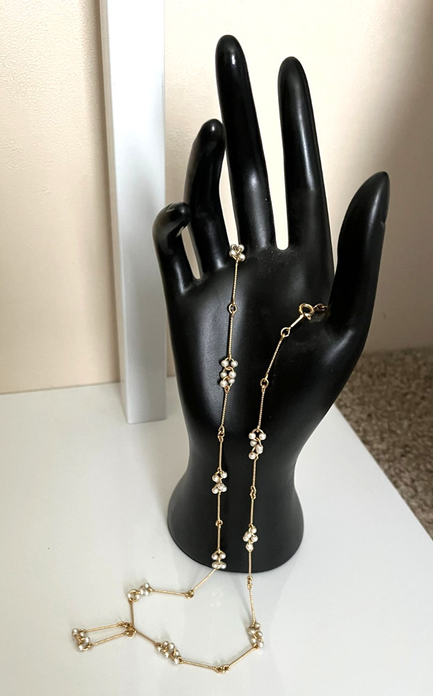 📿 VTG AVON FAUX PEARL CLUSTER NECKLACE • GOLDTONE TWISTED STATIONS • 24″