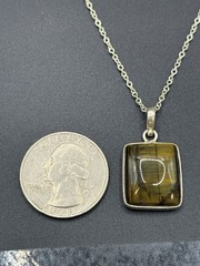 Vintage 18″ Sterling Silver Tigers Eye Pendant Necklace 6 Grams E20