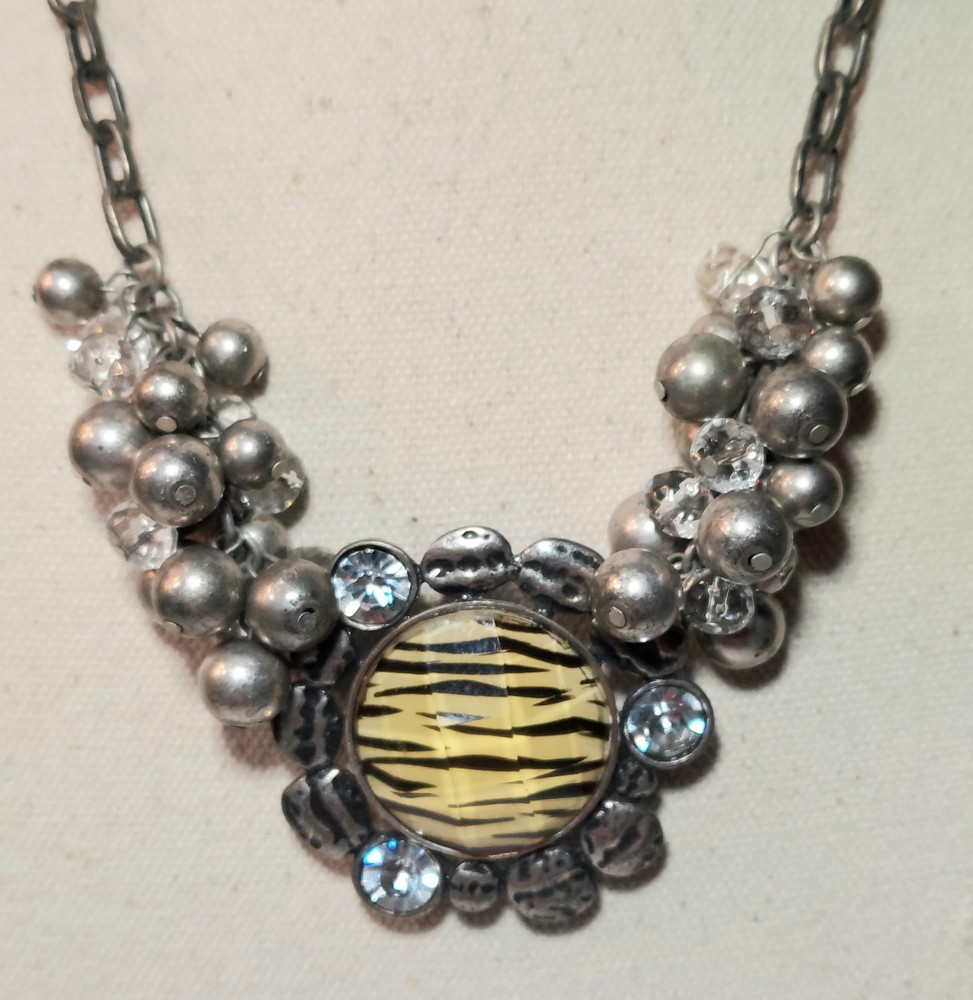 Chunky VCLM Signed Necklace Metal & Glass Beads Zebra Inspired Center 14-17″