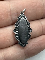 Vintage Sterling Silver Southwestern Old Pawn Turquoise Oval Pendant – 1.9g