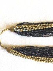 Vintage Womens Black Goldtone Metal Multistrand Beaded Fashion Jewlery Necklace