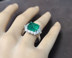 Vintage Platinum Engagement Ring 5.30CT. Gem Natural Green Emerald Square Shape